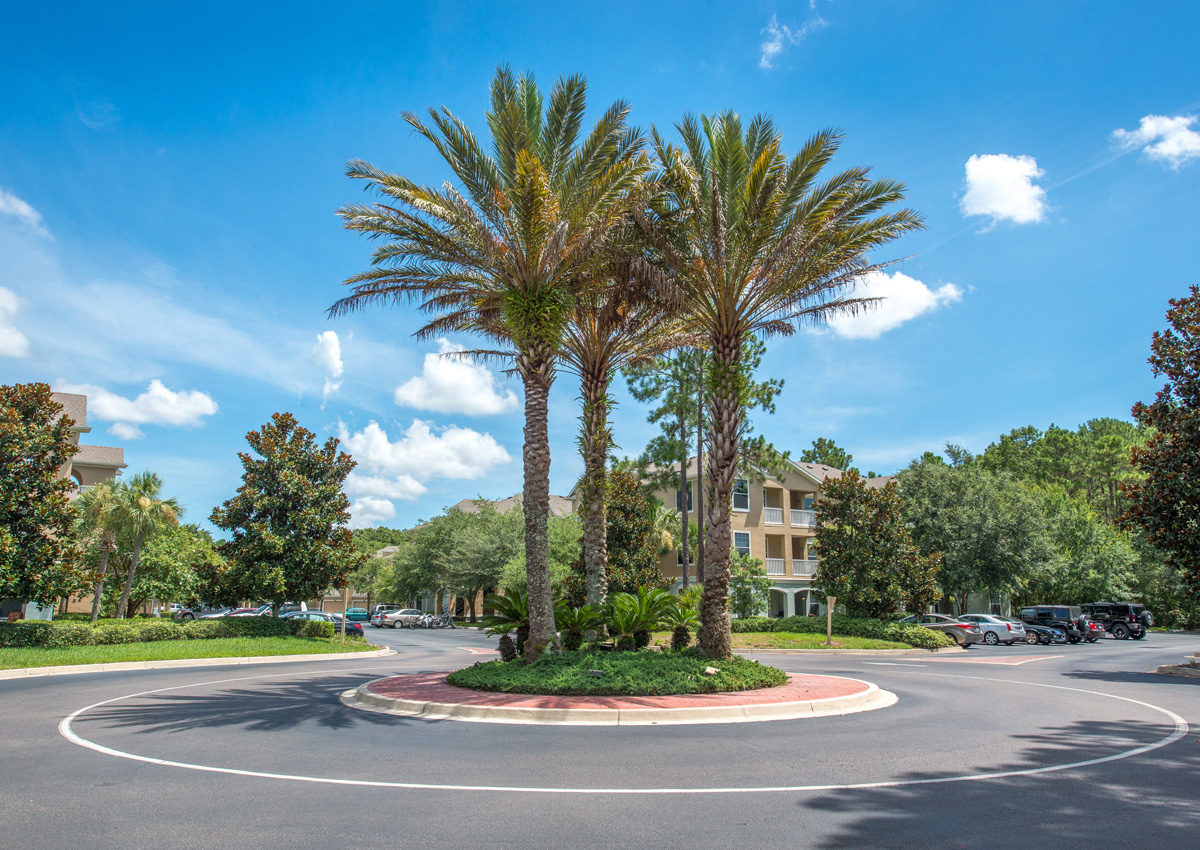 enclave-apartments-cul-de-sac