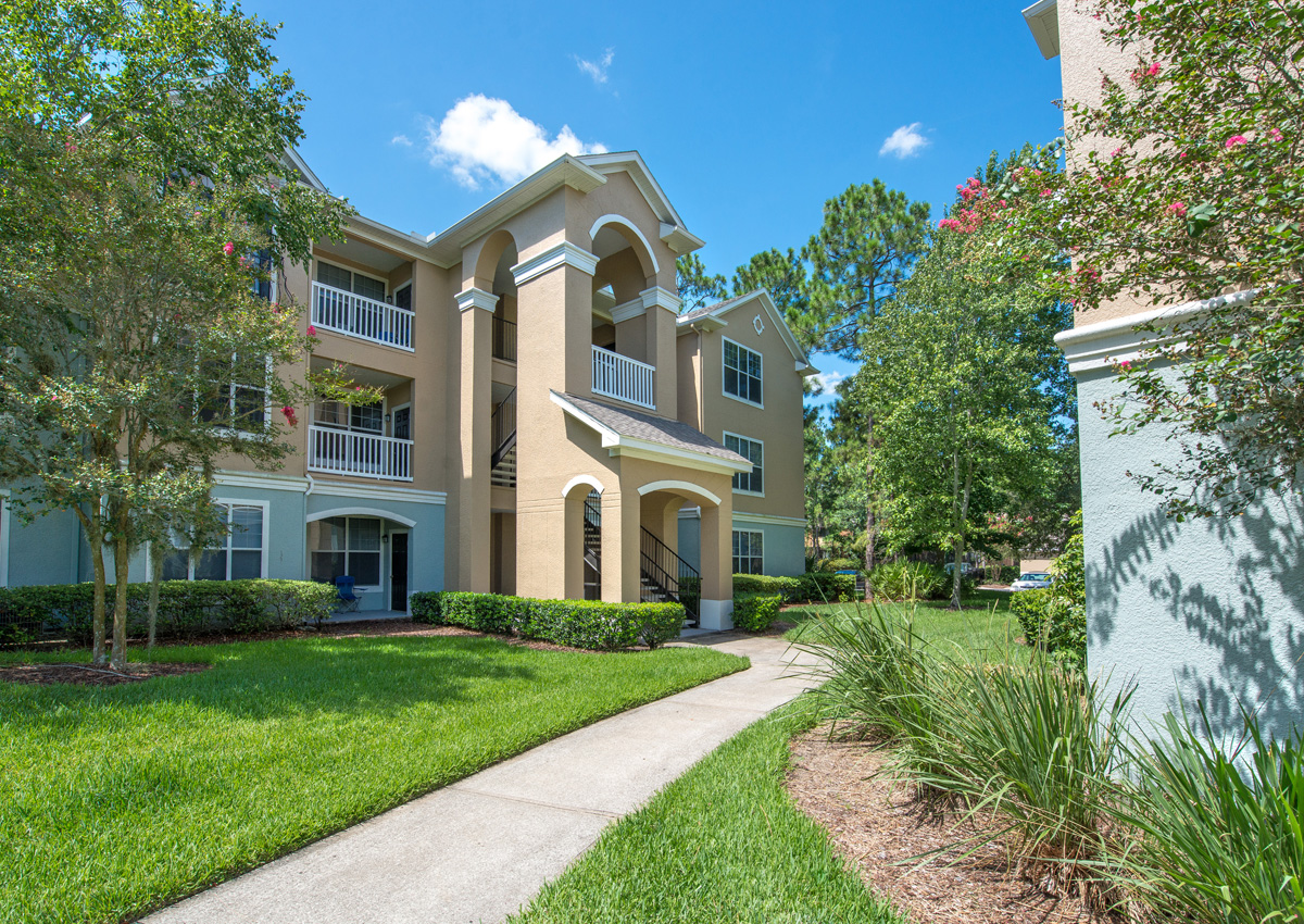 luxury-apartments-jacksonville-florida-nature-inspired