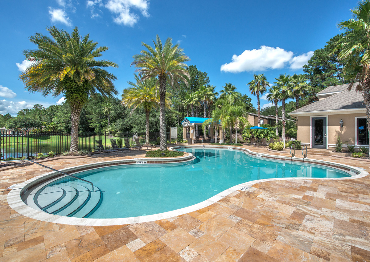 relax-by-the-pool-the-enclave